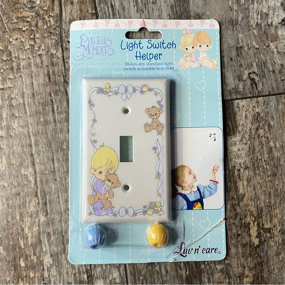 Precious Moments Light Switch Helper NWT